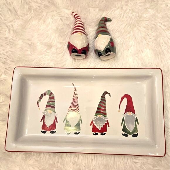 Gnomes Ceramic Serving Tray with Salt and Pepper Shakers NWT - Picture 1 of 8